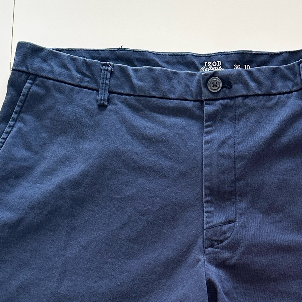 IZOD Saltwater Flat Front 9" Cotton Stretch Navy Blue Golf Shorts 36 waist - Picture 8 of 8